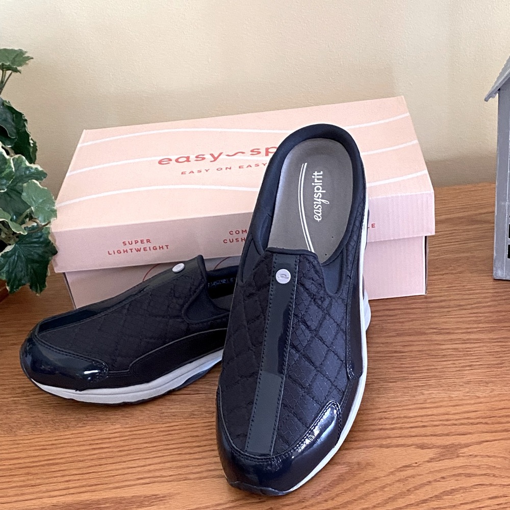 New Easy Spirit Traveltime size 12